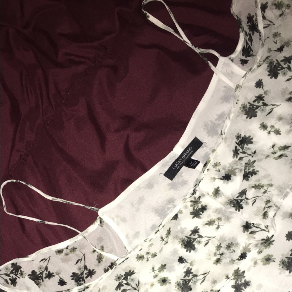 Lucky Brand tee ☘️